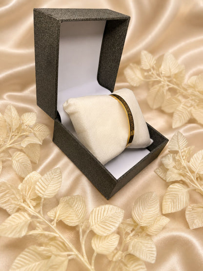 Luxury Gold Bracelet Set – Elegant Women's Bangle Collection